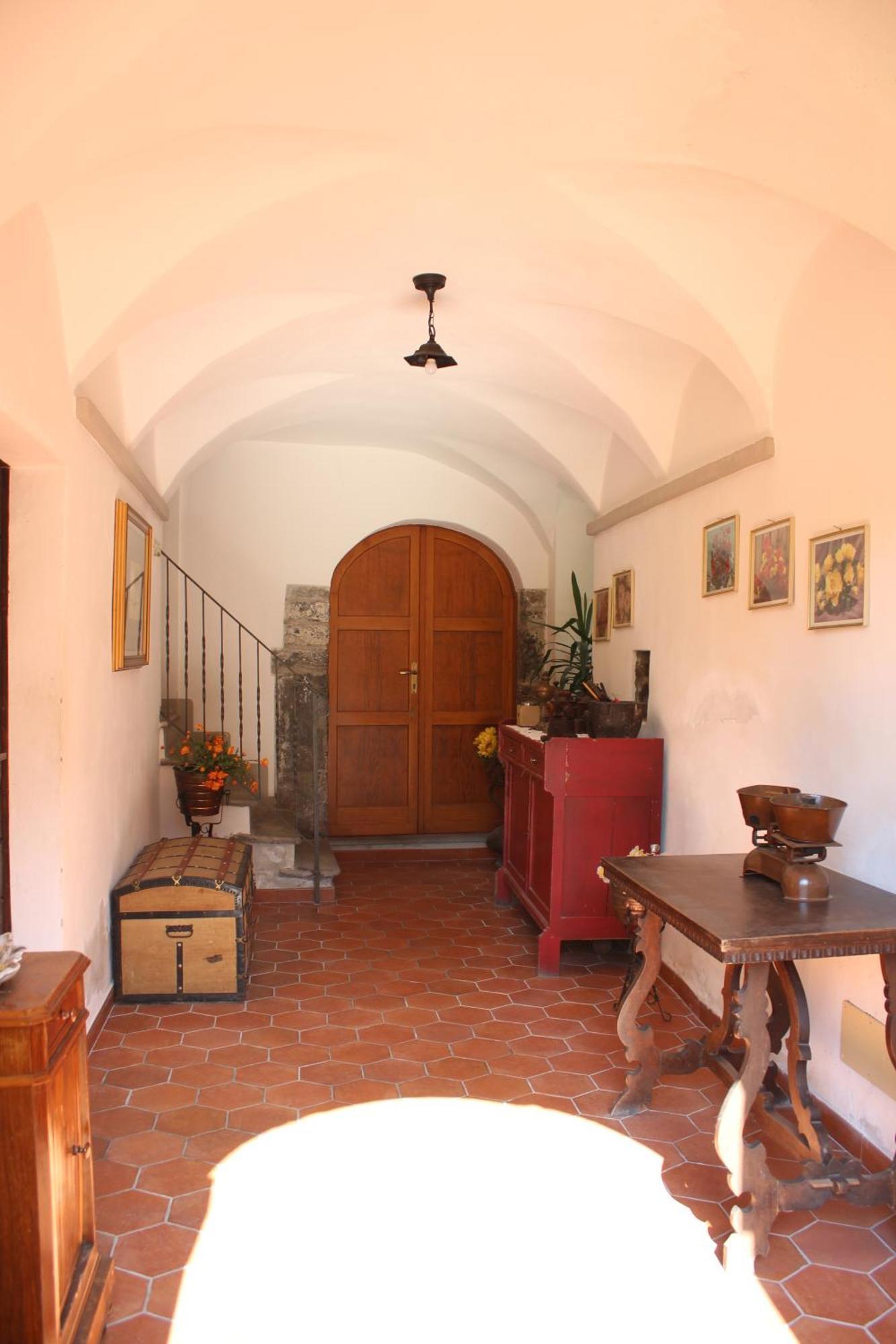 ליירנה Riva Bianca Castle Holiday Home מראה חיצוני תמונה
